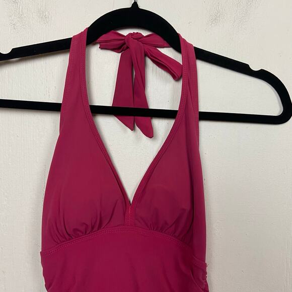 Assets by Spanx Women's Pink One Piece Halter Swimsuit Size Small - Picture 2 of 8